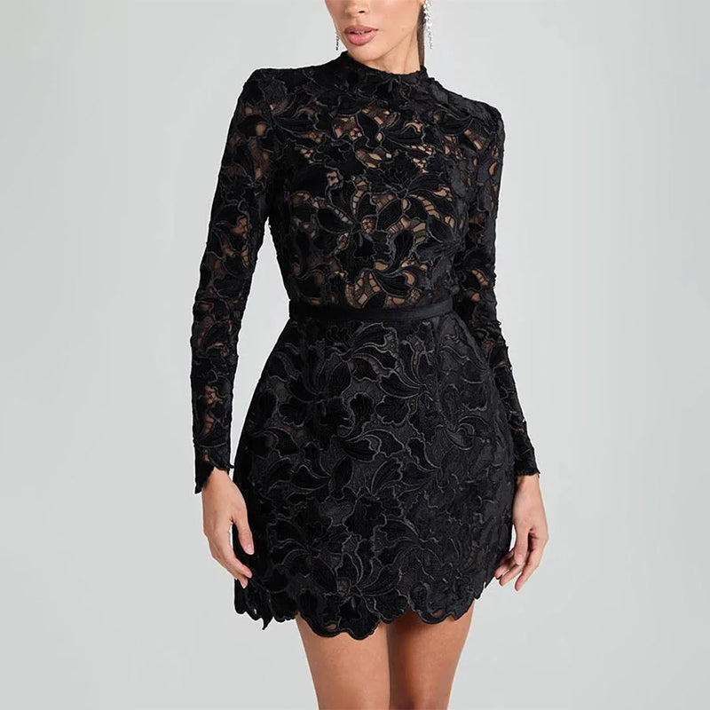 Stella שמלת מיני אלגנטית עם שרוולים ארוכים