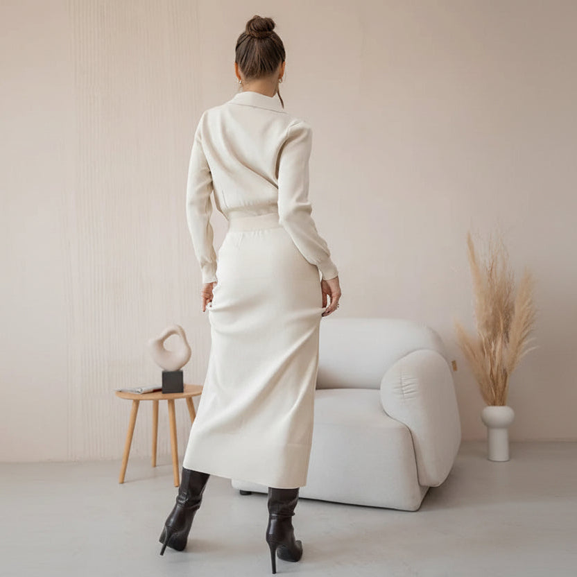 סט סרוג חולצה וחצאית מידי בעיטור כפתורים וכיסים - Danna